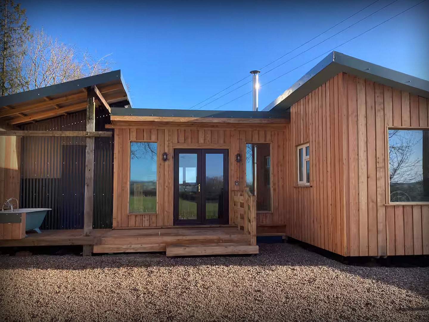 The front of the Scrumpy Hut.